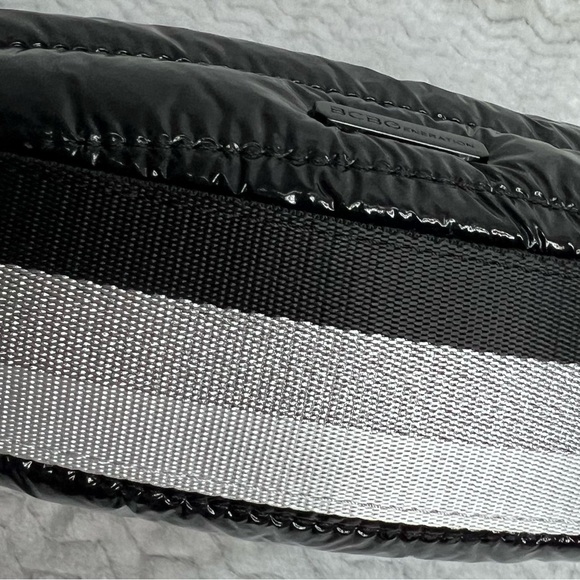 NWT BCBG Two-Way Purse, Black with White/Gray - Picture 2 of 5